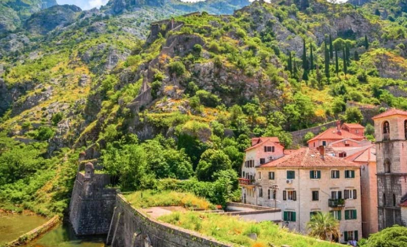 Sim du lịch Montenegro 4