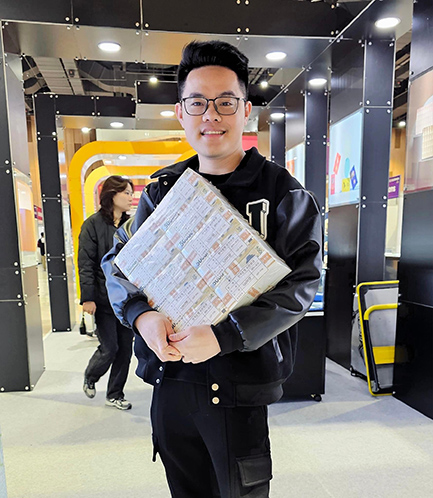 Hùng Bá Vua Tiền Tệ